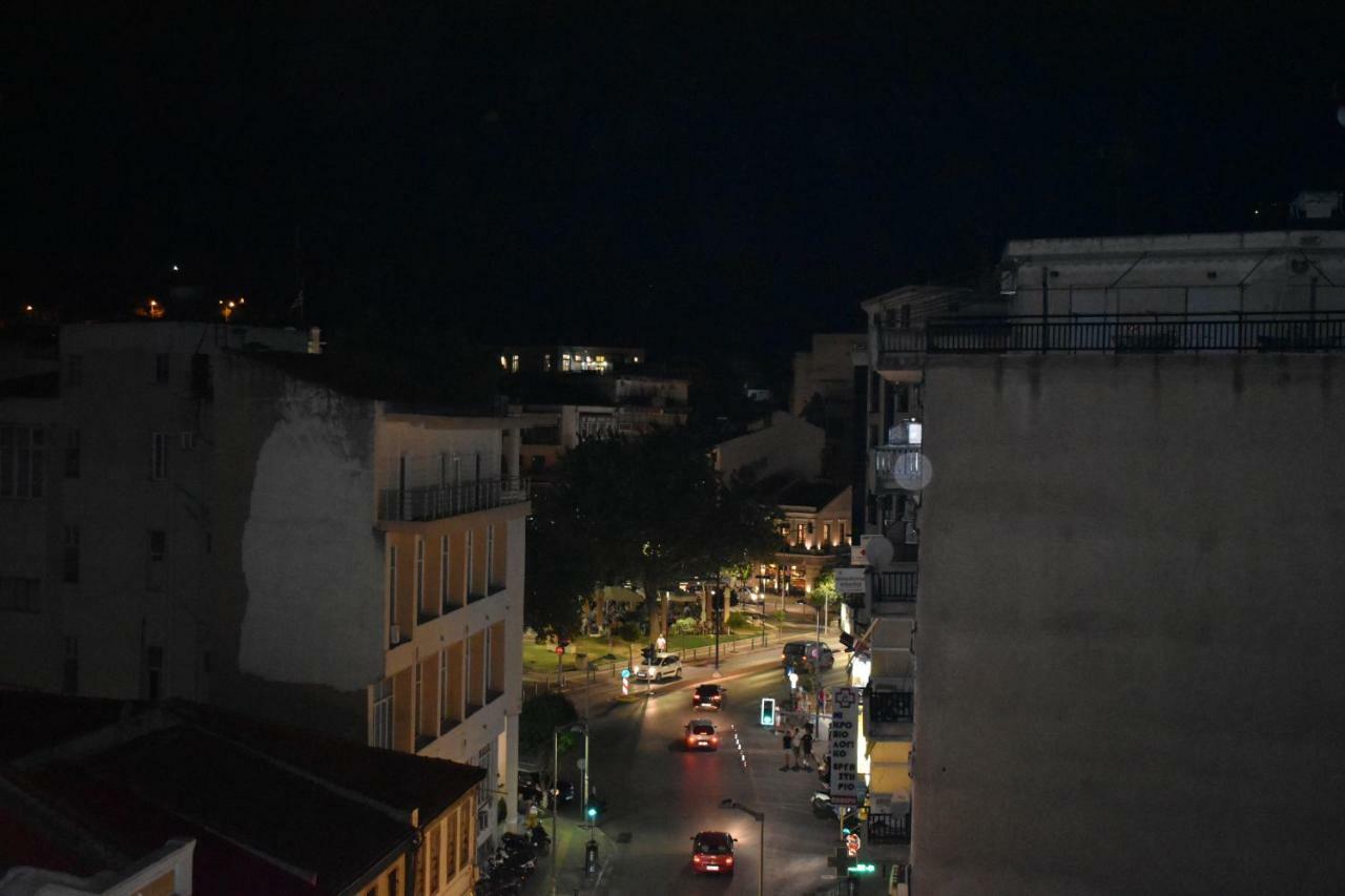 Main Square Flat - Luxury Apartments Xanthi Lax Eksteriør billede